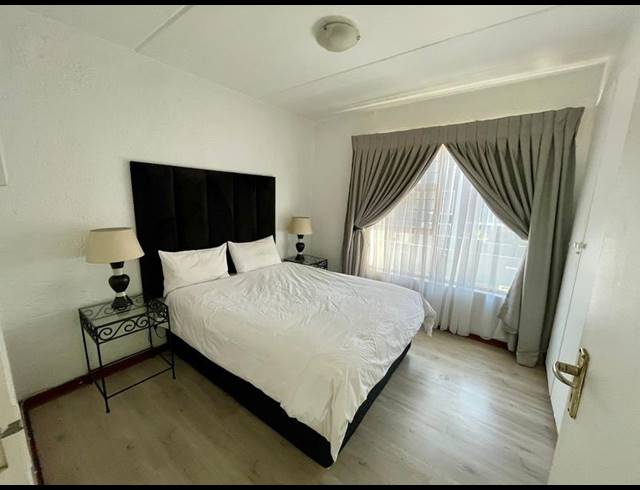 1 BEDROOM PROPERTY TO RENT IN SANDOWN